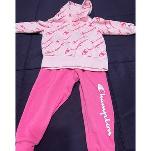 Toddlers girls 2 piece sweatsuit